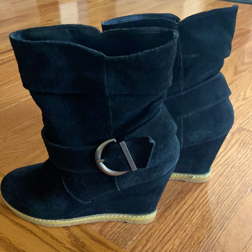 Kelsi Dagger leather suede slip on booties